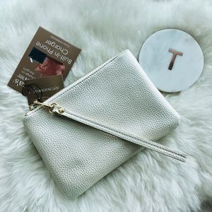 Francesca’s Collection Gold/Silver Zip Clutch
